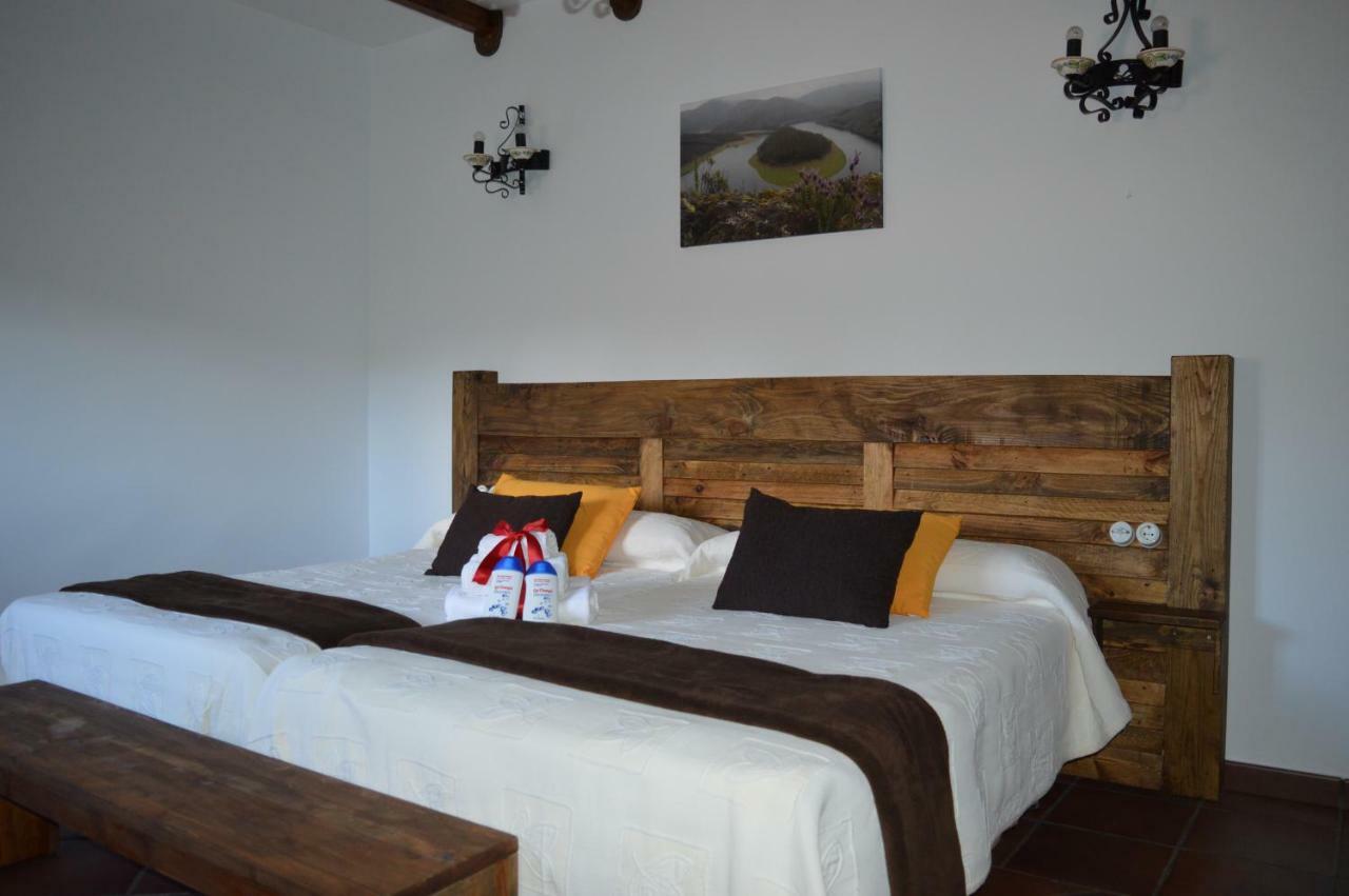Las Estrebedes Casa Rural Guest House Caminomorisco Luaran gambar