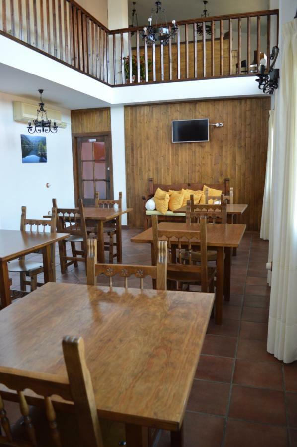 Las Estrebedes Casa Rural Guest House Caminomorisco Luaran gambar
